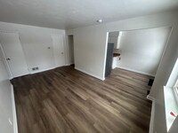 Building Photo - 2616 Newport Ave