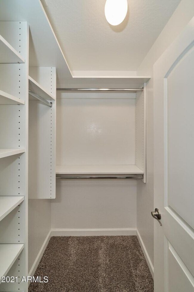 Building Photo - 240 W Juniper Ave