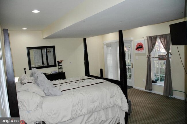 Building Photo - 25216 Whippoorwill Terrace