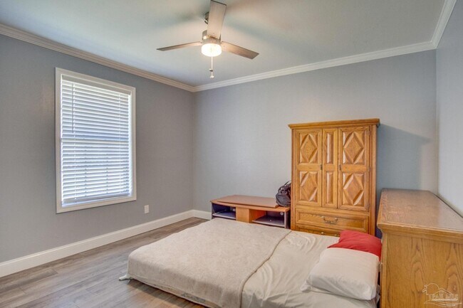 Building Photo - 7667 Old Hickory Dr