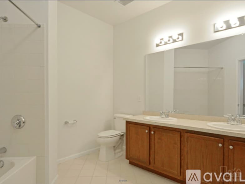 Main Bathroom - 417 Timberlake Dr