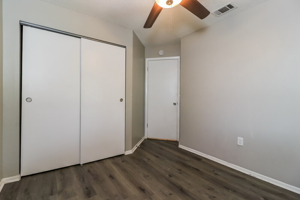 Building Photo - 706 Hazy Meadow Ct