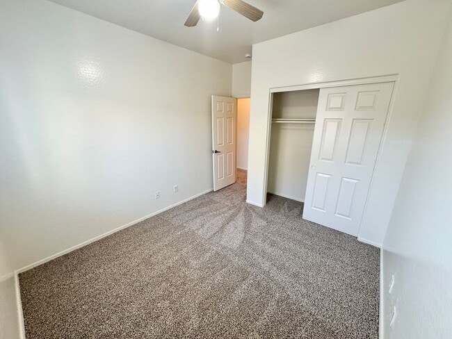 Building Photo - 314 S 117th Dr