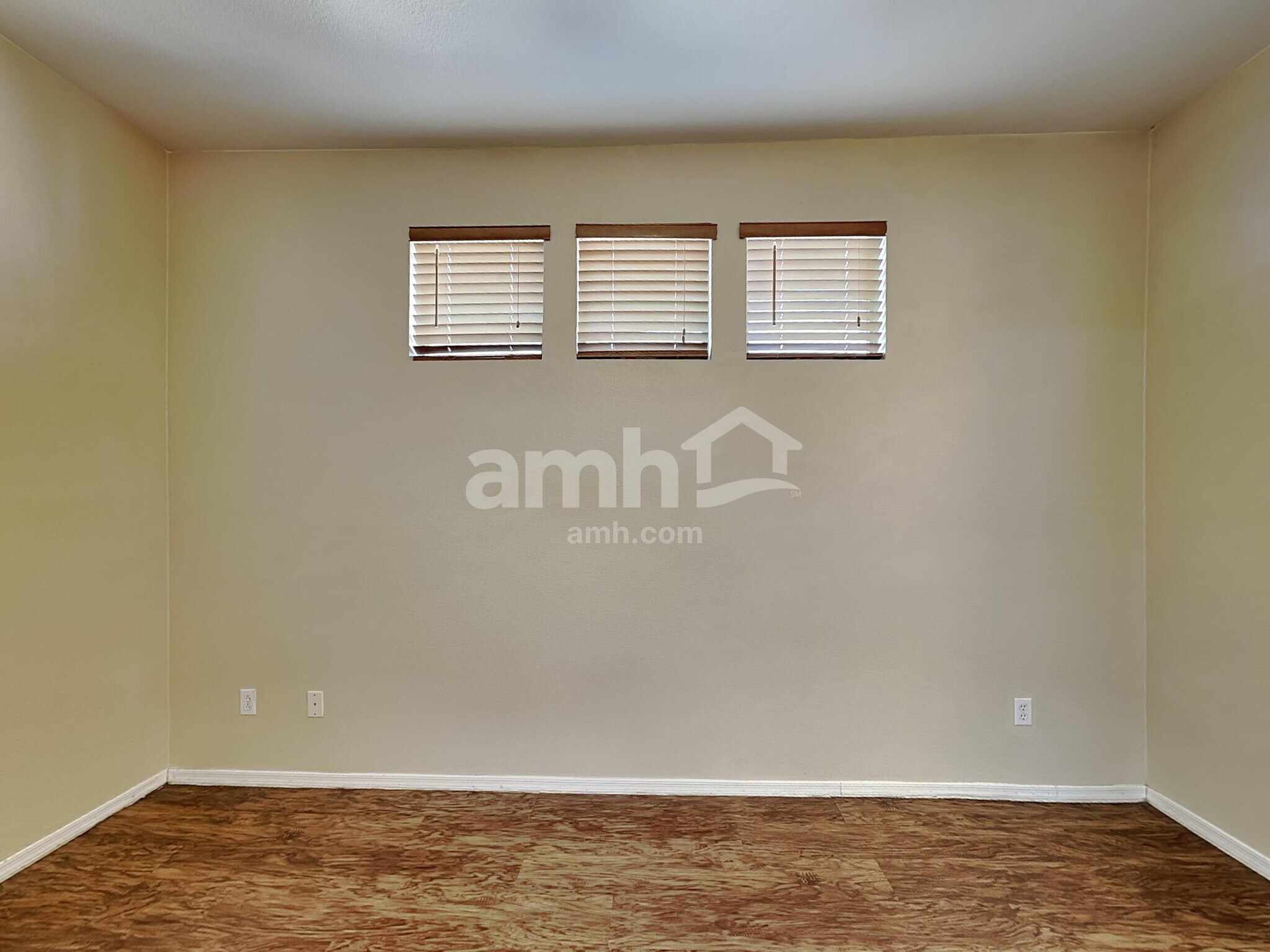 Building Photo - 16237 W Marconi Ave