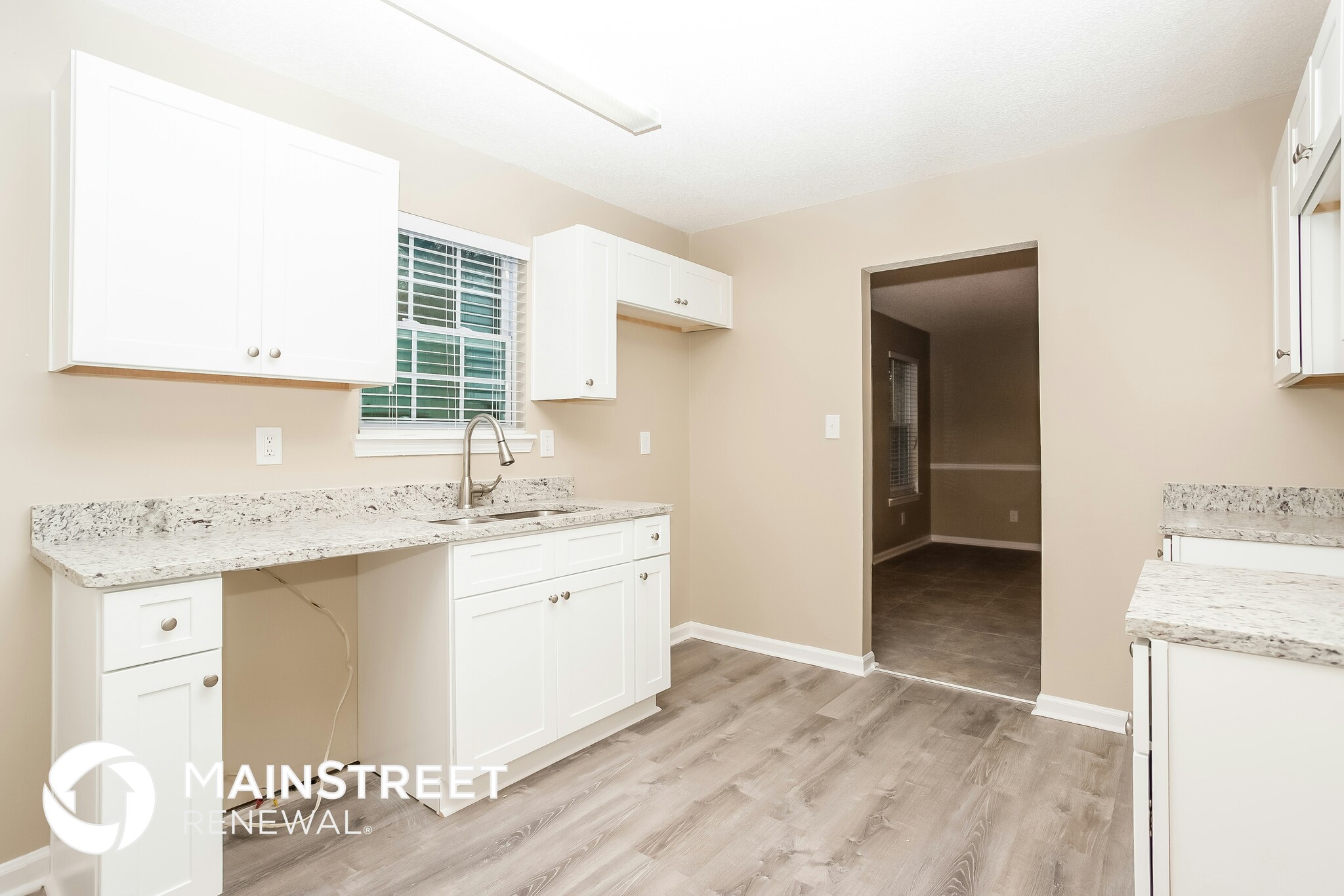 Building Photo - 3773 Kathryn Dr SW