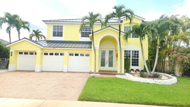 Primary Photo - 1851 Corsica Dr