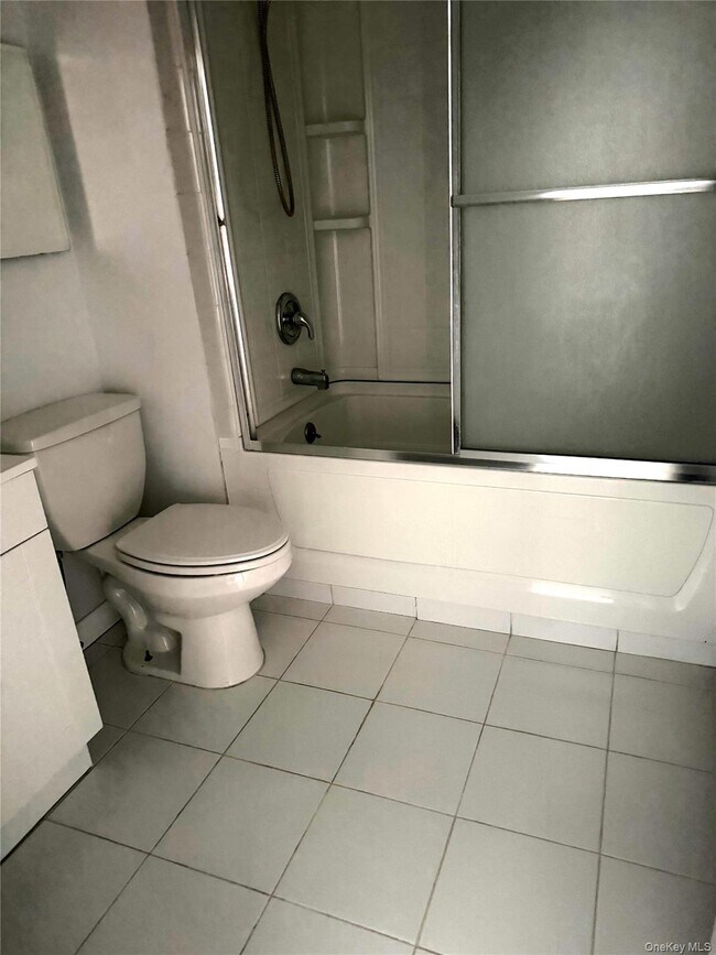 Building Photo - 40 Felter Hill Rd