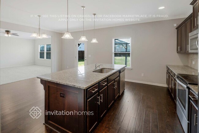 Building Photo - 10225 Snowbell Ct