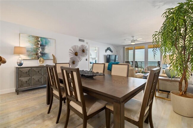 Building Photo - 3400 Ocean Beach Blvd