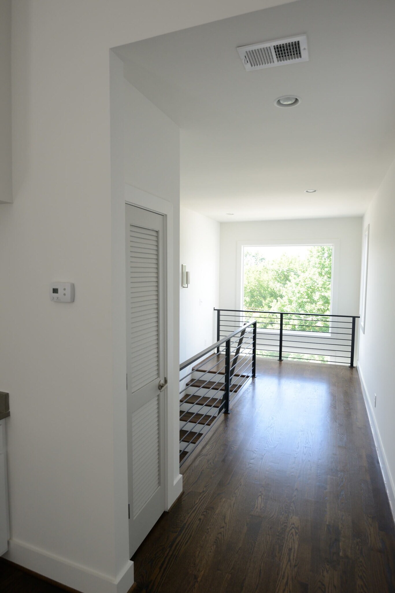 Building Photo - 1207 Tremont Ave