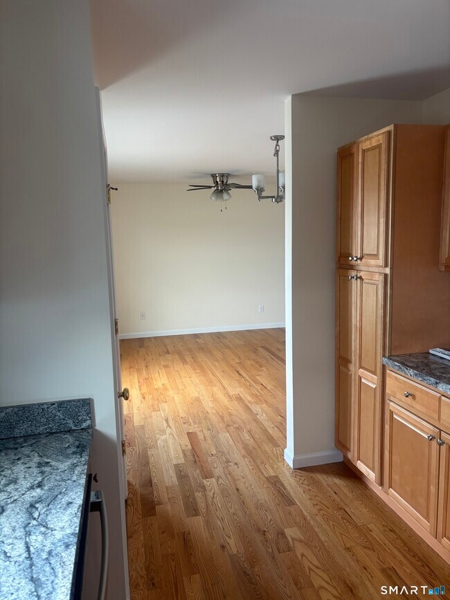 Building Photo - 90 Townsend Ave