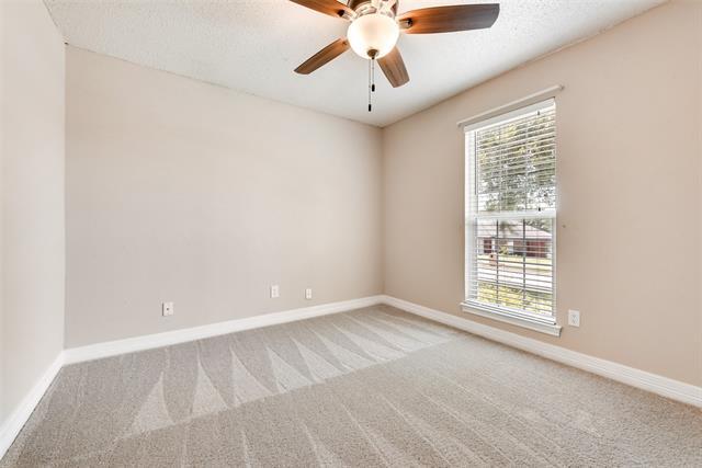 Building Photo - 3712 Viewmont Dr