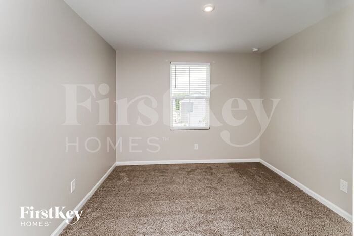 Building Photo - 5816 Camp Ct