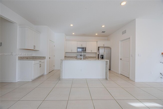 Building Photo - 7214 Rockwood Rd