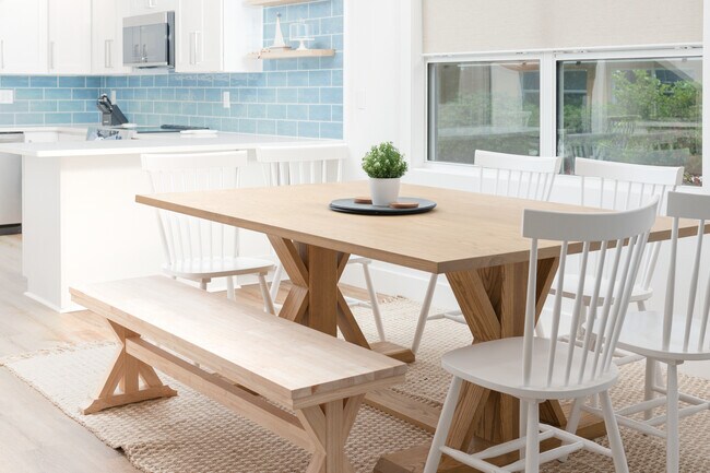 Building Photo - 13920 SE 124th St