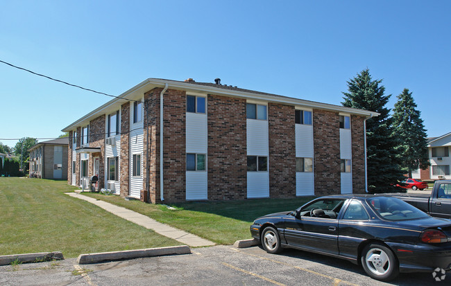 Building Photo - 8717 Buckingham Dr