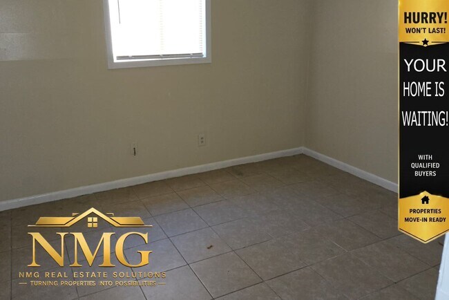 Building Photo - 3511 Sykes Park Dr