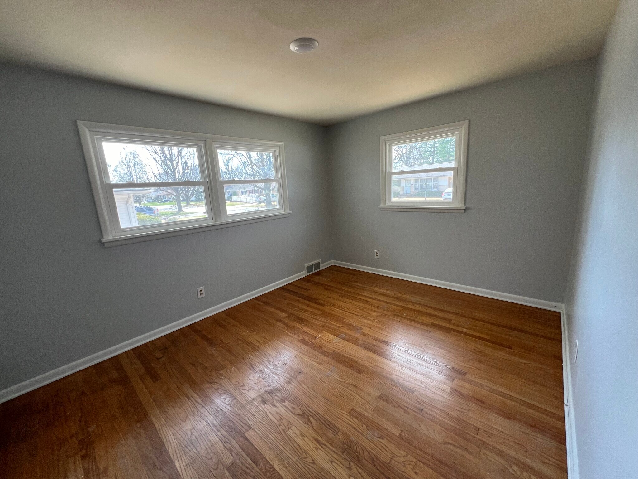 Building Photo - 120 Alberto Ln