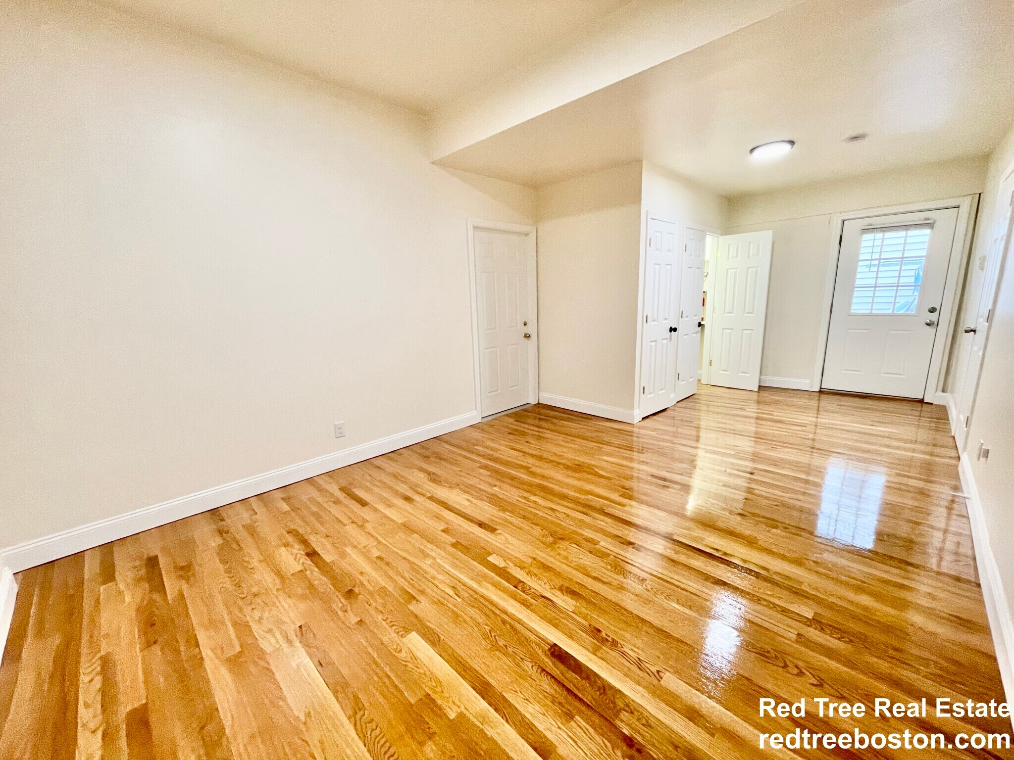 Building Photo - 523 E 3rd St