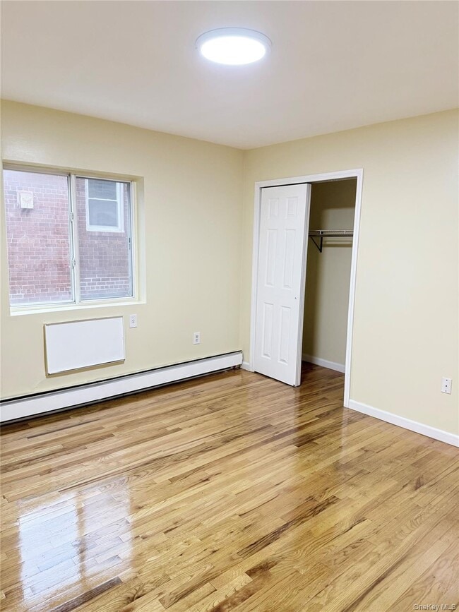 Building Photo - 89-08 S Conduit Ave