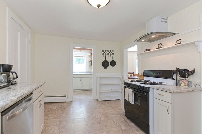 Building Photo - WINTER RENTAL: Squam Light