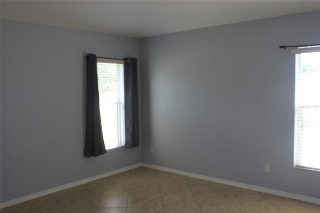 Building Photo - 3020 Eagle Crossing Dr