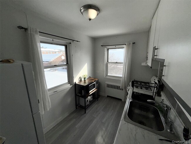 Building Photo - 138-39-139 234th St