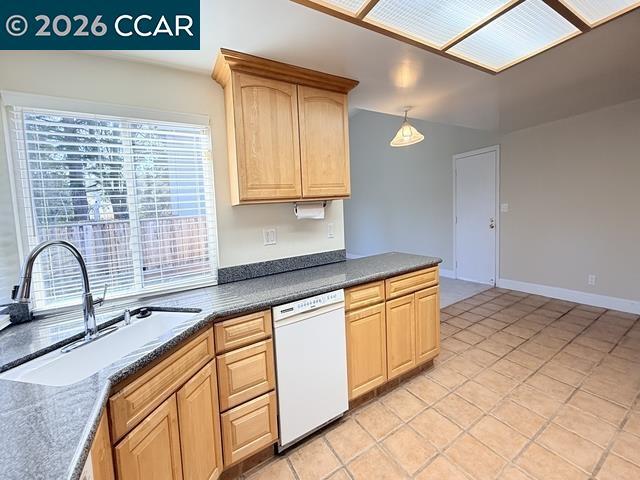 Building Photo - 2321 Talavera Dr