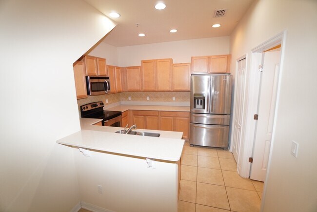 Building Photo - 8108 Serenity Spring Dr