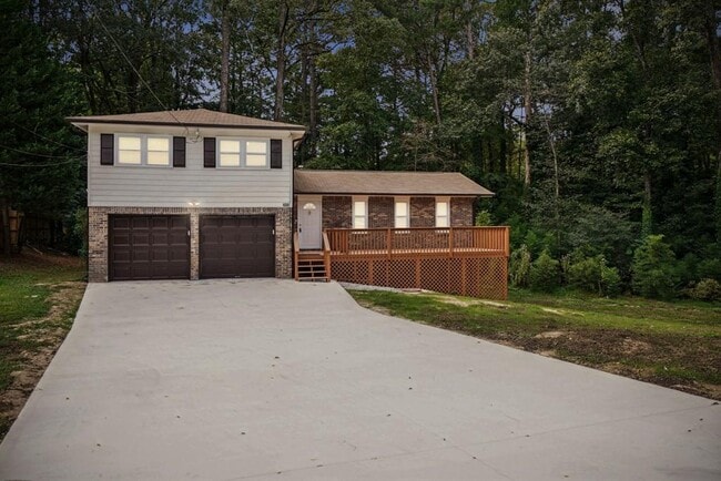 Primary Photo - 2645 Davenport Rd NW