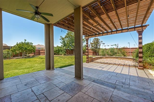 Building Photo - 2043 Loma Alta Dr