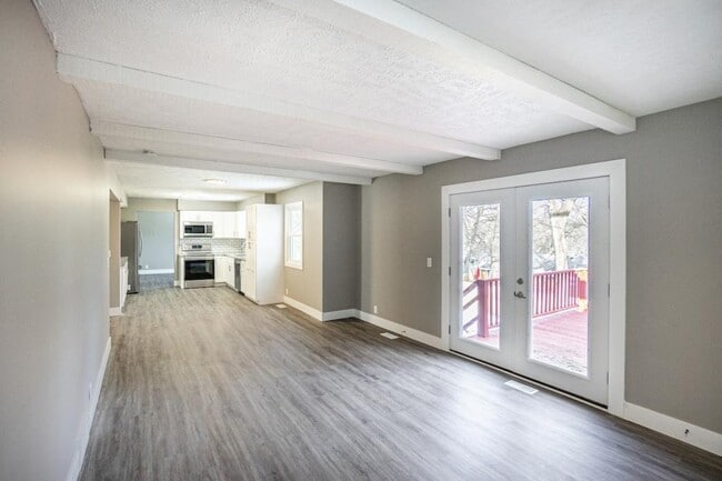 Building Photo - 12713 Ridgeview Cir
