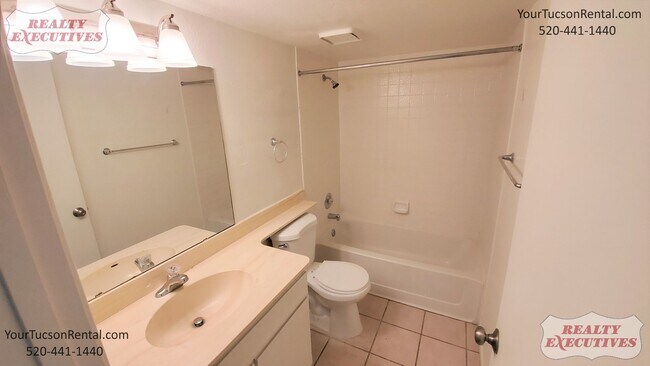 Building Photo - The Villages at Midvale Park - 2 Bedroom and 2 bathroom Condo