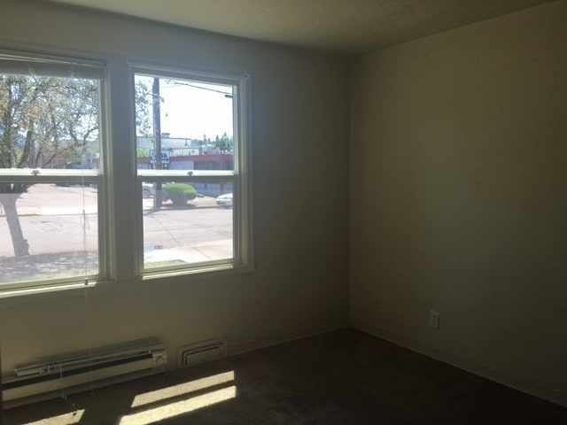 Building Photo - Vintage 2-Story 4BD/2BA Campus-Area Home!