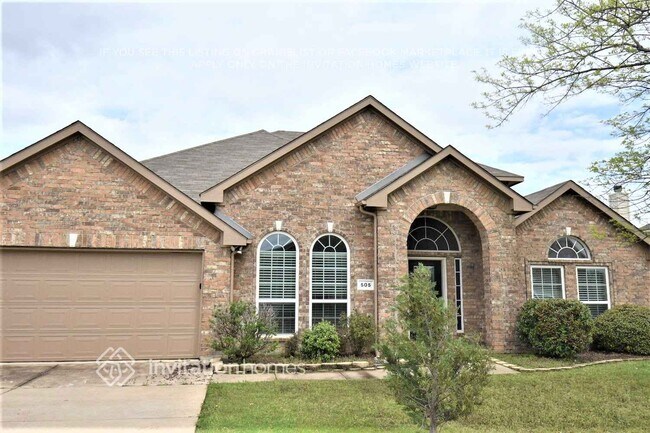 Primary Photo - 505 Lakeview Cir