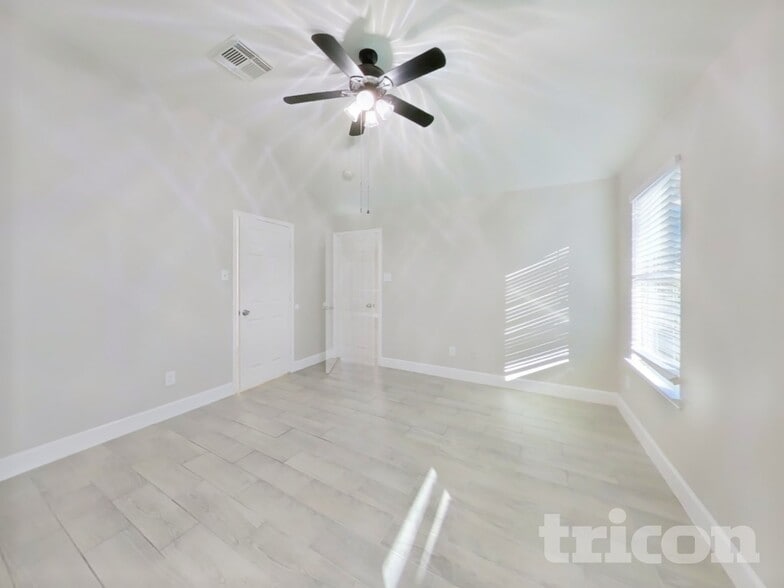 Building Photo - 19111 Deep S Ct