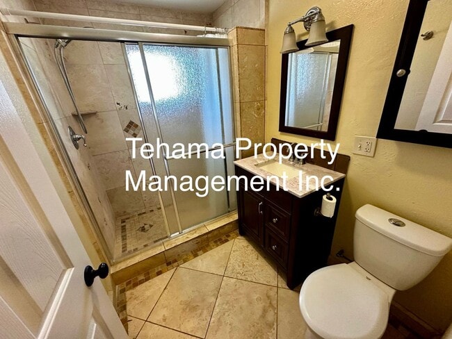 Building Photo - 2 Bedroom 2 Bath home in the Antelope Area