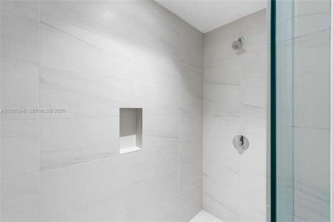 Building Photo - 1116 N Ocean Blvd