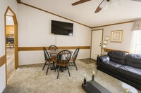 Building Photo - 44 Heinle Rd