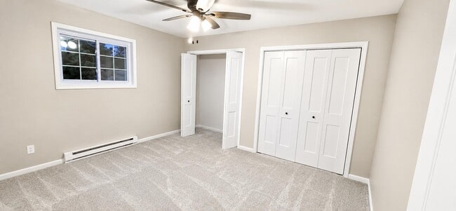 Building Photo - 501 Slinger Rd