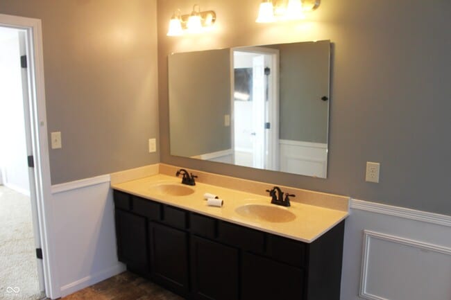 Building Photo - 2244 McGregor Ct