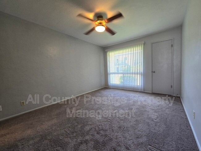 Building Photo - 3308 E Camelback Rd