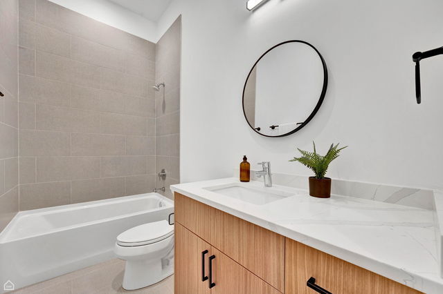 Building Photo - 1615 W 13th St