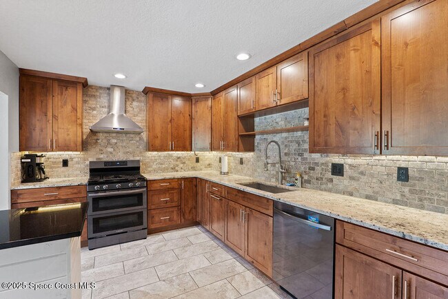 Building Photo - 4357 Ligustrum Dr