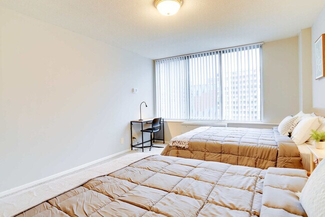 Building Photo - 2111 Richmond Hwy