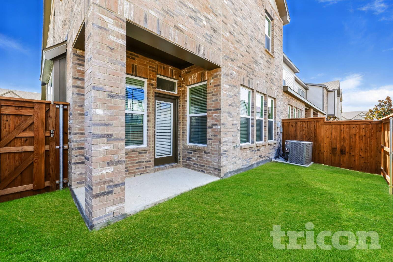 Building Photo - 3047 Whitetail Ln