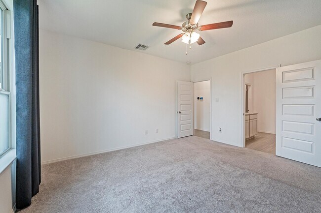 Building Photo - 5806 Aurora Grns Ln