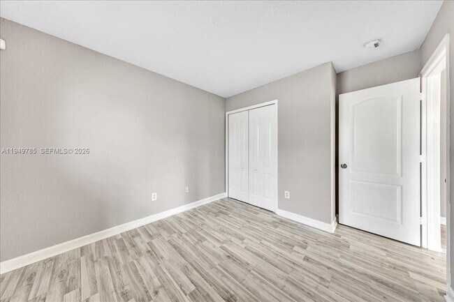 Building Photo - 4341 SW 160th Ave