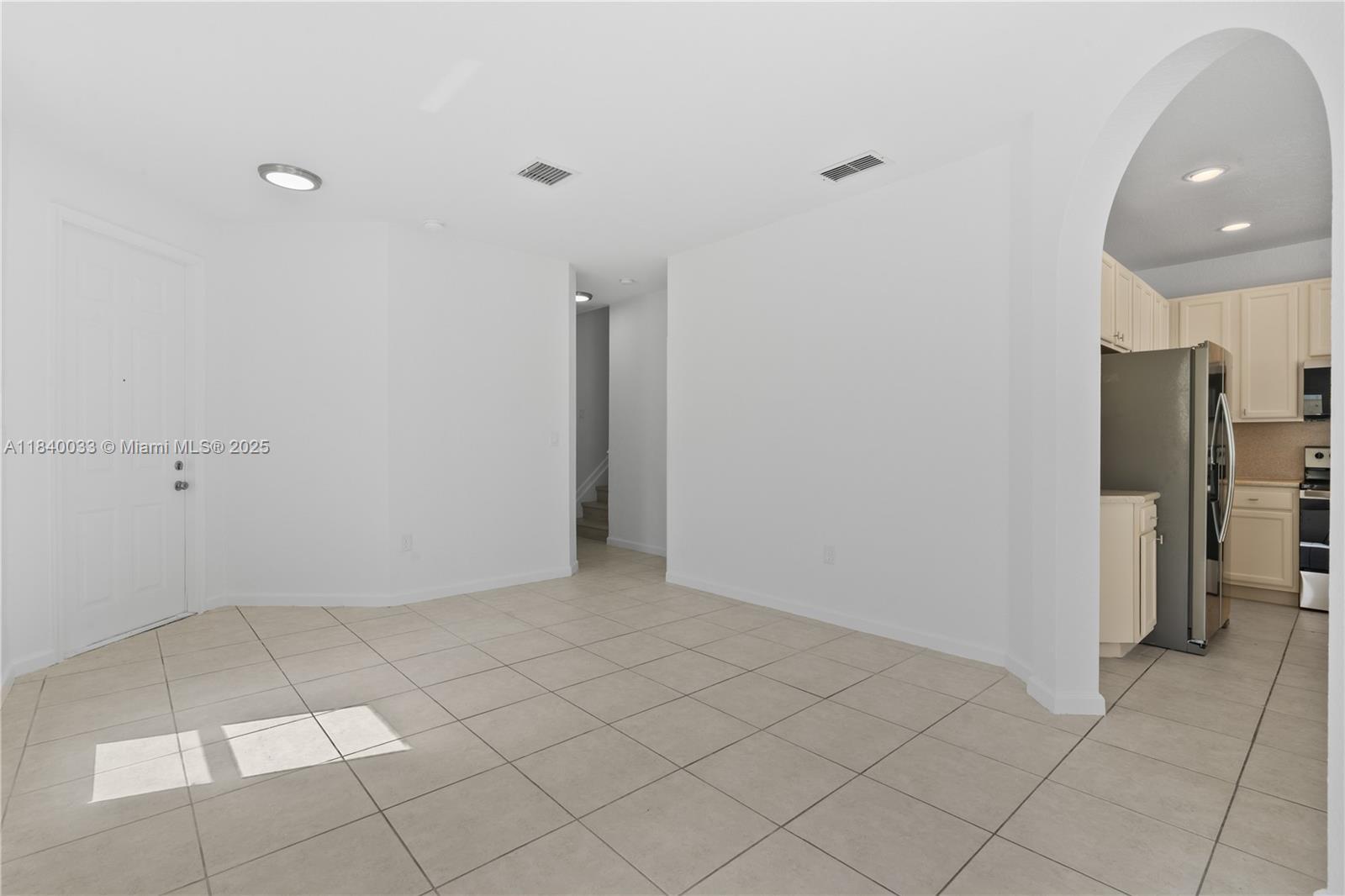 Building Photo - 3395 NE 11th Dr