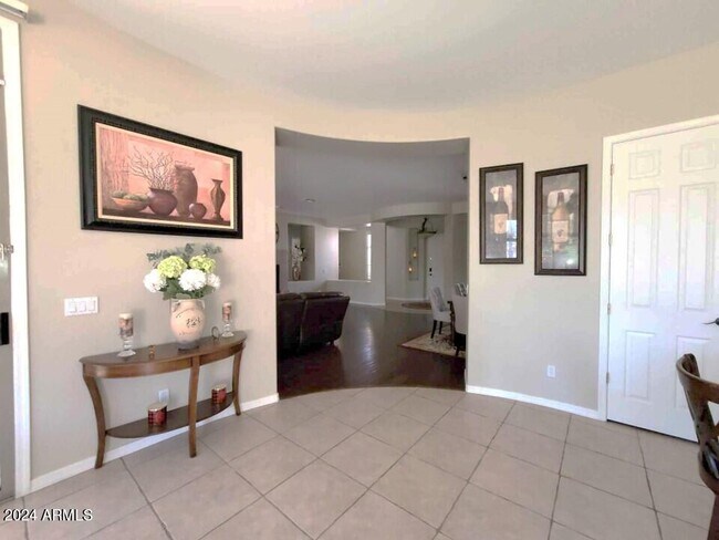 Building Photo - 2461 W Marlin Dr
